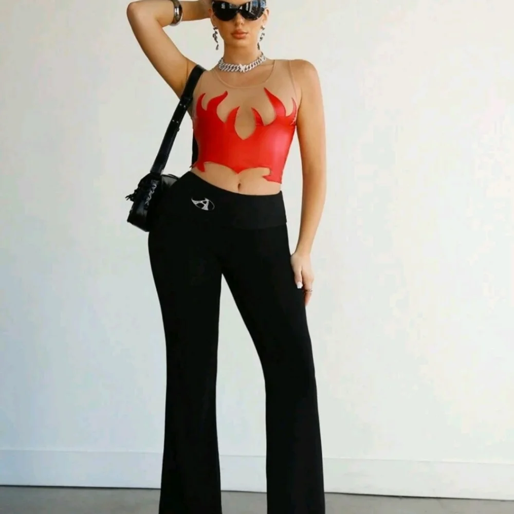 Nwt cropped plu leather and mesh tank - Picture 2 of 6